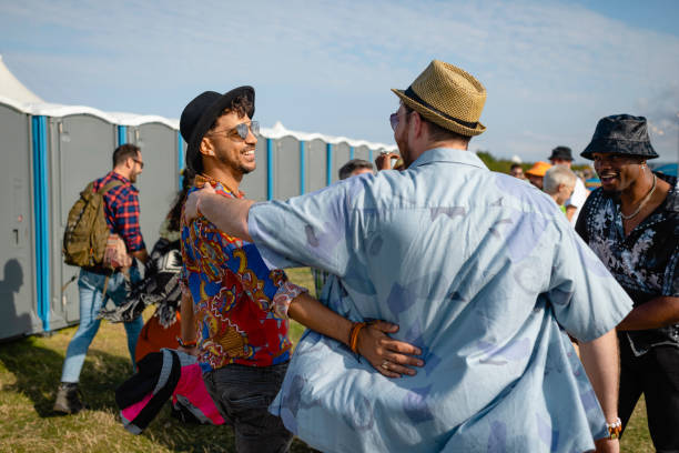 Best Luxury portable toilet rental  in Baxter Springs, KS