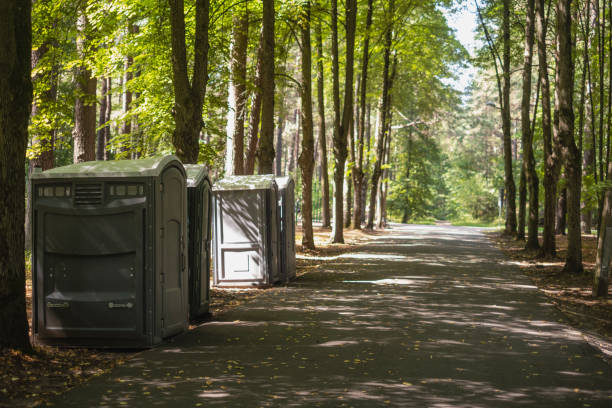 Porta potty delivery and setup in Baxter Springs, KS